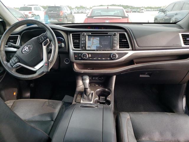 Foto 8 de la subasta – 2017 TOYOTA HIGHLANDER con VIN 5TDDZRFHXHS398058