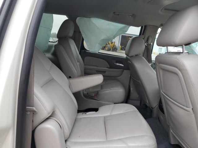 Photo 11 from auction – 2014 CHEVROLET SUBURBAN C with VIN 1GNSCKE09ER157931