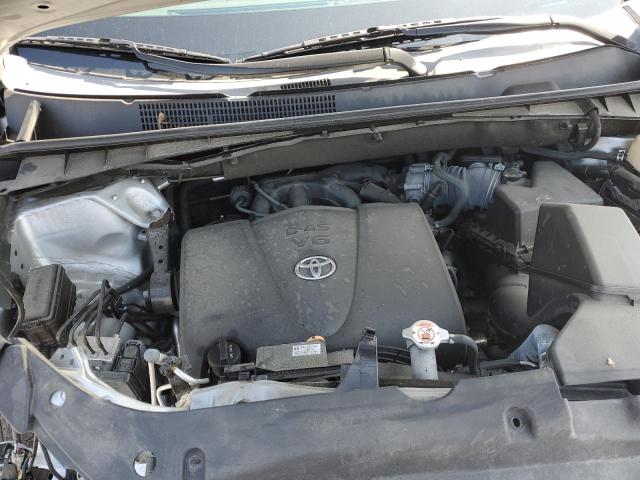 Photo 12 from auction – 2018 TOYOTA HIGHLANDER with VIN 5TDJZRFH5JS900970