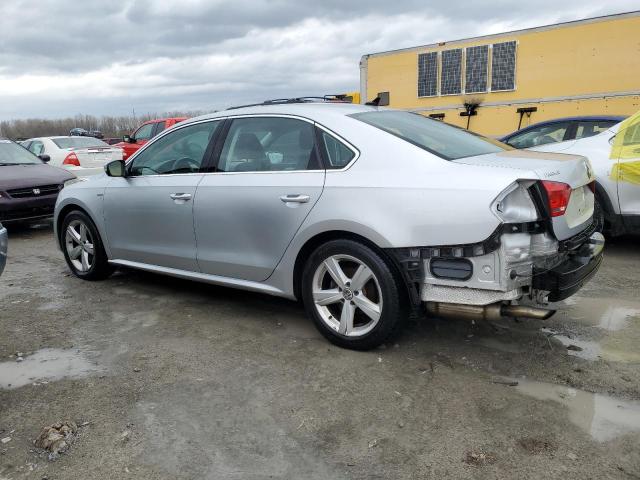 Photo 2 from auction – 2015 VOLKSWAGEN PASSAT S with VIN 1VWAT7A33FC115676