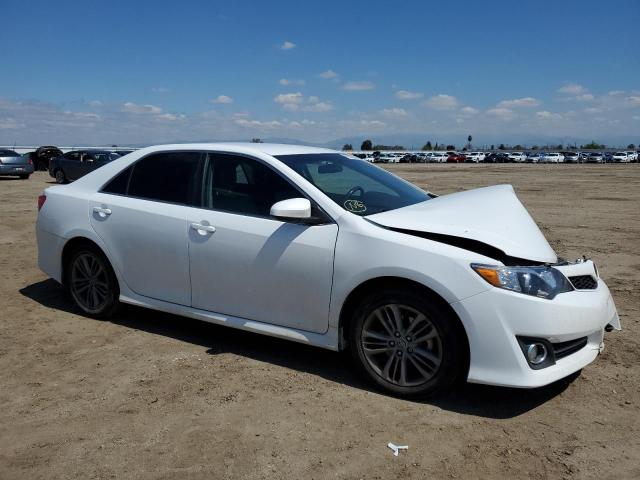 Photo 4 from auction – 2014 TOYOTA CAMRY L with VIN 4T1BF1FK3EU331334