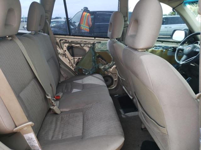 Photo 11 from auction – 2004 TOYOTA RAV4 with VIN JTEGD20V440014155