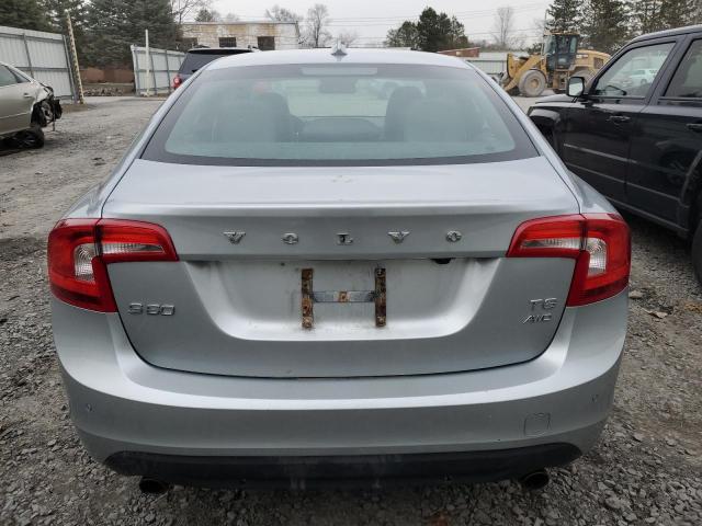 Photo 6 from auction – 2011 VOLVO S60 T6 with VIN YV1902FH8B2017632
