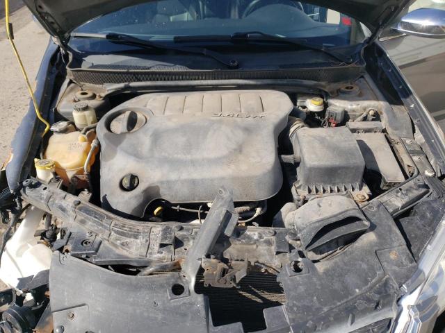 Photo 11 from auction – 2013 CHRYSLER 200 LIMITE with VIN 1C3CCBCG5DN547299