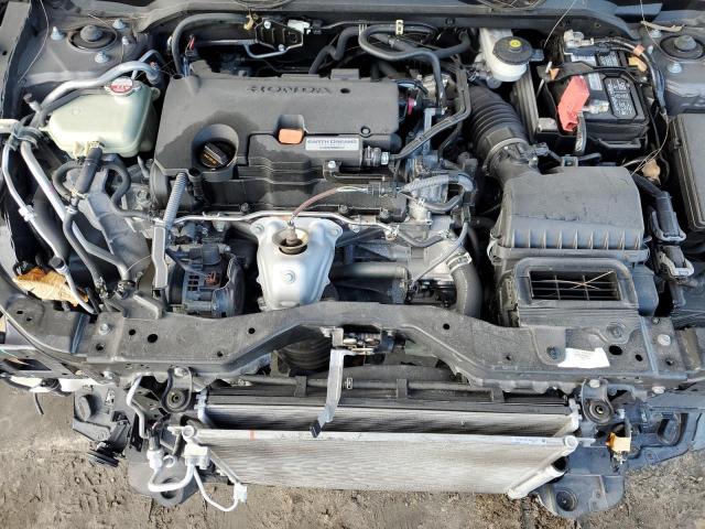 Photo 11 from auction – 2018 HONDA CIVIC LX with VIN 2HGFC2F54JH585941