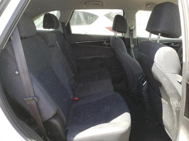Photo 11 from auction – 2017 KIA SORENTO LX with VIN 5XYPGDA55HG331318