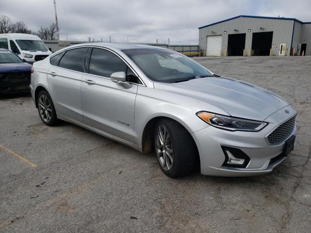Photo 4 from auction – 2019 FORD FUSION TIT with VIN 3FA6P0RU6KR121135