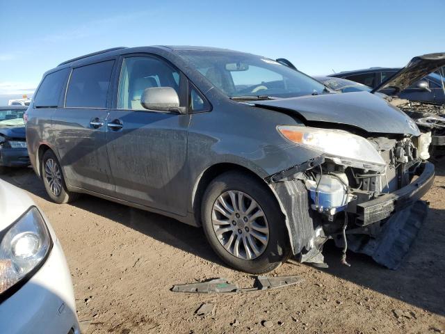 Photo 4 from auction – 2014 TOYOTA SIENNA XLE with VIN 5TDYK3DC1ES455396