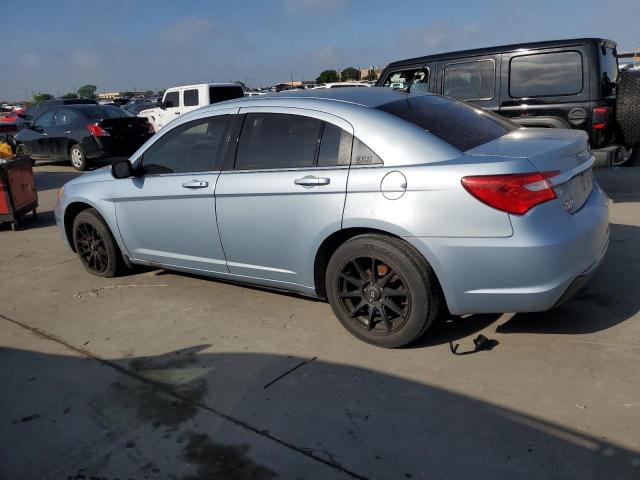 Photo 2 from auction – 2013 CHRYSLER 200 TOURIN with VIN 1C3CCBBB1DN512765