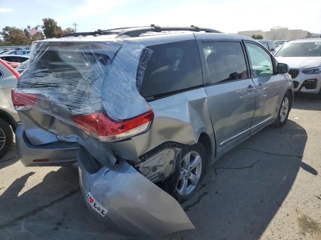Photo 3 from auction – 2012 TOYOTA SIENNA LE with VIN 5TDKK3DC3CS207895
