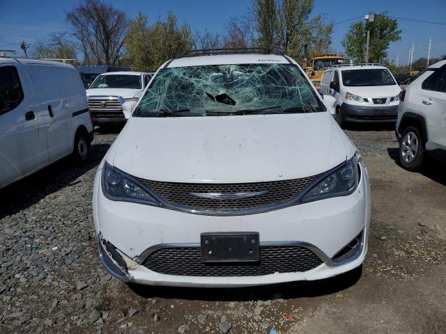 Photo 5 from auction – 2017 CHRYSLER PACIFICA T with VIN 2C4RC1BG6HR523748