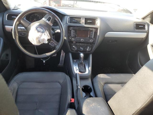 Photo 8 from auction – 2011 VOLKSWAGEN JETTA SEL with VIN 3VWLZ7AJ5BM348540
