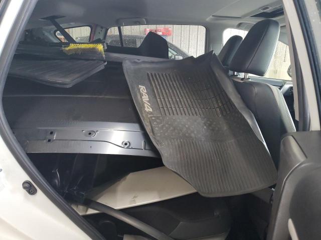 Photo 11 from auction – 2016 TOYOTA RAV4 LIMIT with VIN JTMDFREV2GJ059161