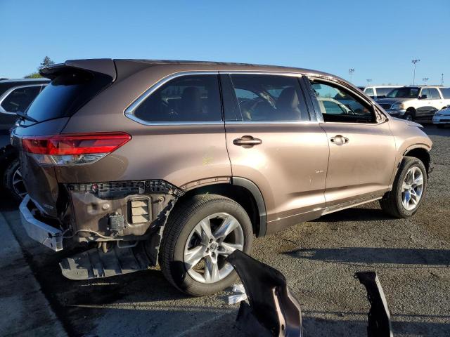 Photo 3 from auction – 2018 TOYOTA HIGHLANDER with VIN 5TDYZRFH1JS266717