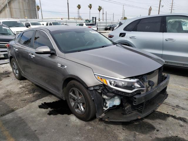Photo 4 from auction – 2016 KIA OPTIMA LX with VIN 5XXGT4L33GG094418