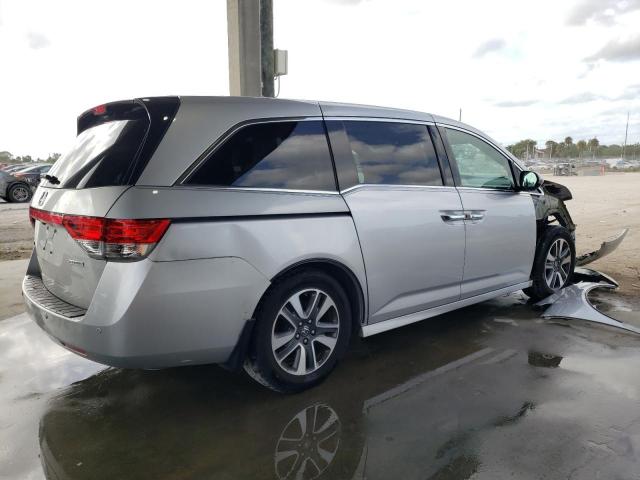 Photo 3 from auction – 2014 HONDA ODYSSEY TO with VIN 5FNRL5H95EB015035