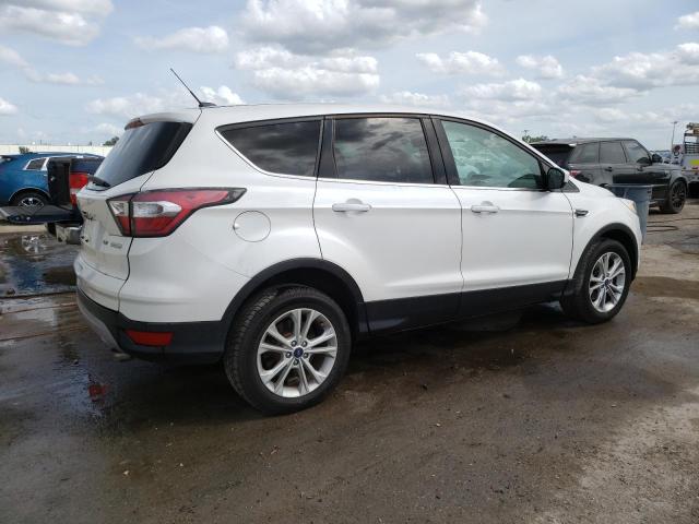Photo 3 from auction – 2017 FORD ESCAPE SE with VIN 1FMCU0GD6HUA01311