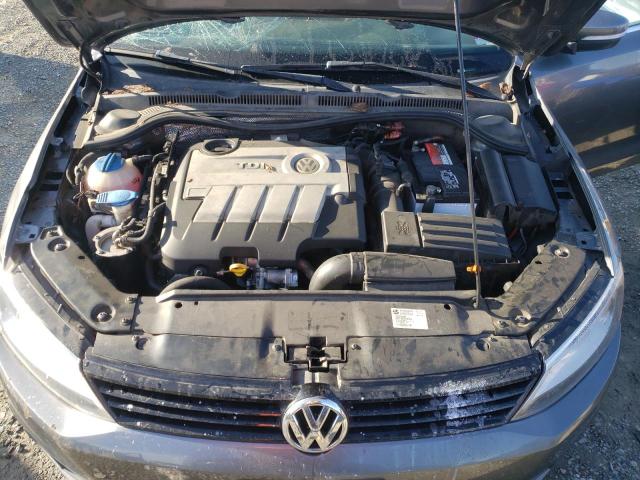 Photo 11 from auction – 2011 VOLKSWAGEN JETTA TDI with VIN 3VWLL7AJ4BM087600