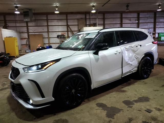 TOYOTA HIGHLANDER 2023 with VIN 5TDKDRBH0PS006618 - Photo from auction