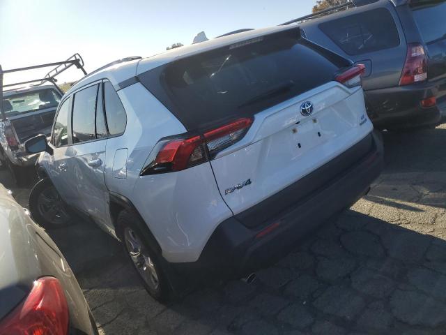 Photo 2 from auction – 2022 TOYOTA RAV4 LE with VIN JTMMWRFV2ND144141