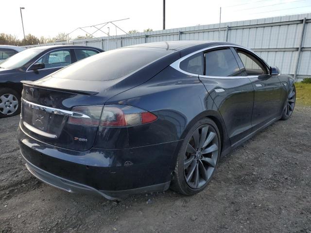 Photo 3 from auction – 2013 TESLA MODEL S with VIN 5YJSA1DP4DFP27586