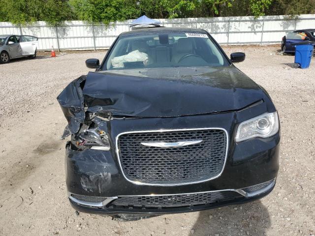 Photo 5 from auction – 2017 CHRYSLER 300 LIMITE with VIN 2C3CCAAG7HH662305
