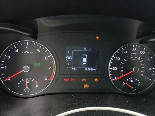 Фото 9 с аукциона – 2016 KIA OPTIMA EX с VIN 5XXGU4L36GG109832