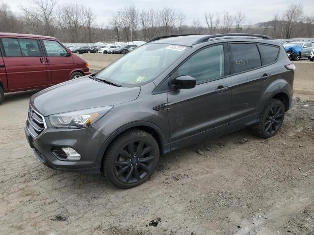 FORD ESCAPE SE 2018 with VIN 1FMCU9GD3JUA36656 - Photo from auction