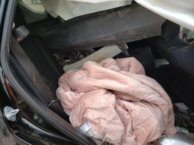 Photo 11 from auction – 2015 TOYOTA RAV4 LE with VIN 2T3ZFREV3FW215505