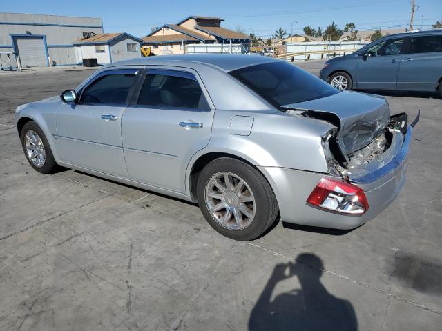 Photo 2 from auction – 2005 CHRYSLER 300C with VIN 2C3JA63H35H105449