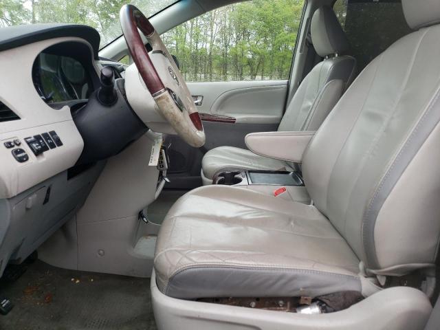 Photo 7 from auction – 2011 TOYOTA SIENNA XLE with VIN 5TDDK3DC0BS025627