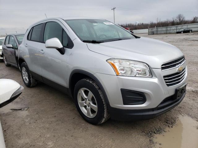 Photo 4 from auction – 2015 CHEVROLET TRAX 1LS with VIN 3GNCJPSB3FL253530