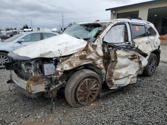 TOYOTA HIGHLANDER 2019 with VIN 5TDJZRFH6KS571472 - Photo from auction