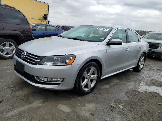 VOLKSWAGEN PASSAT S 2015 with VIN 1VWAT7A33FC115676 - Photo from auction