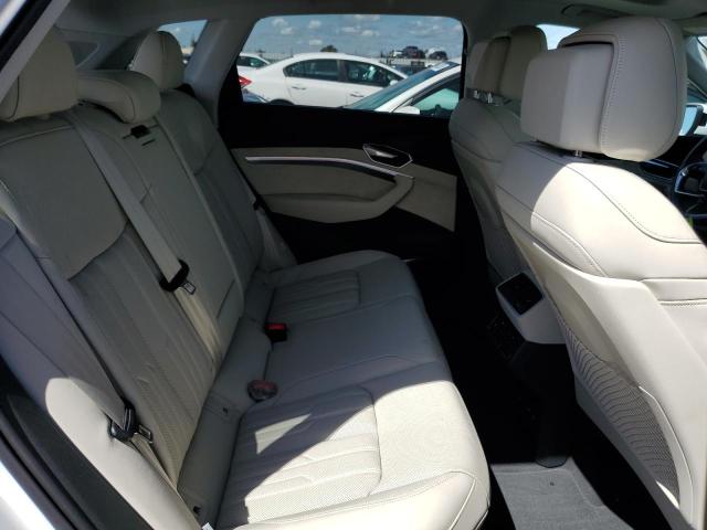 Photo 10 from auction – 2019 AUDI E-TRON PRE with VIN WA1VABGEXKB022962