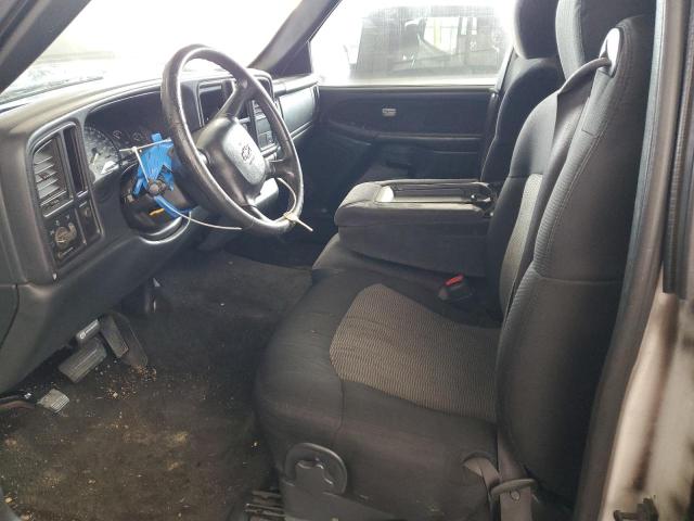 Photo 7 from auction – 2000 CHEVROLET silverado with VIN 1GCEC19V8YZ196553