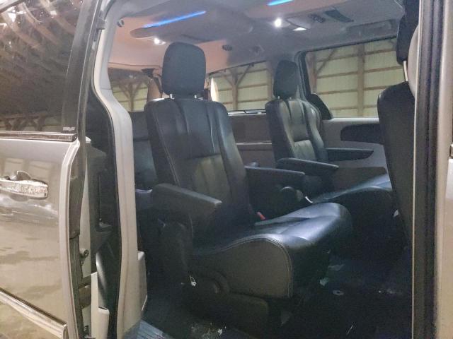 Photo 11 from auction – 2014 CHRYSLER TOWN & COU with VIN 2C4RC1CG4ER179900