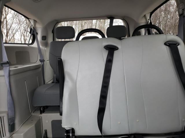 Photo 10 from auction – 2010 DODGE GRAND CARA with VIN 2D4RN4DE2AR296803