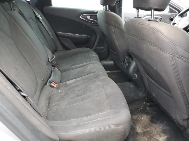 Photo 10 from auction – 2015 CHRYSLER 200 LIMITE with VIN 1C3CCCAB2FN663379
