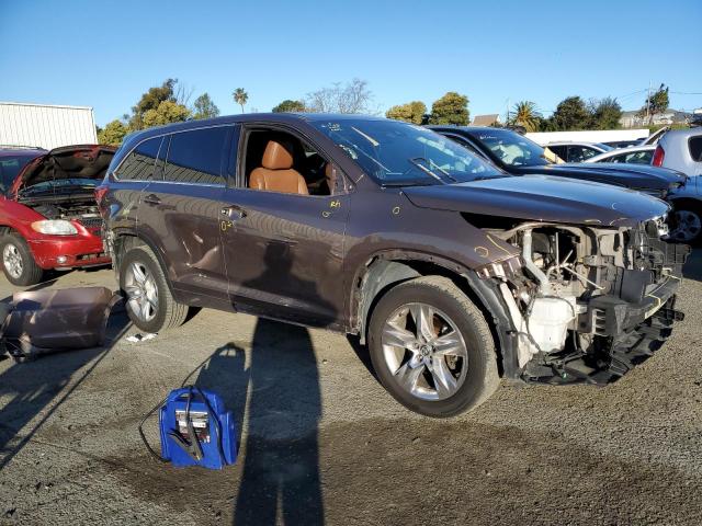 Photo 4 from auction – 2018 TOYOTA HIGHLANDER with VIN 5TDYZRFH1JS266717