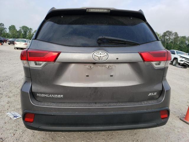 Photo 6 from auction – 2019 TOYOTA HIGHLANDER with VIN 5TDKZRFH1KS571139