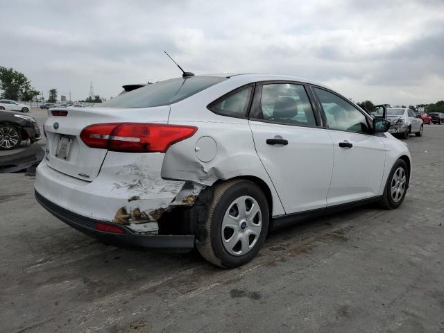 Photo 3 from auction – 2016 FORD FOCUS S with VIN 1FADP3E27GL403271