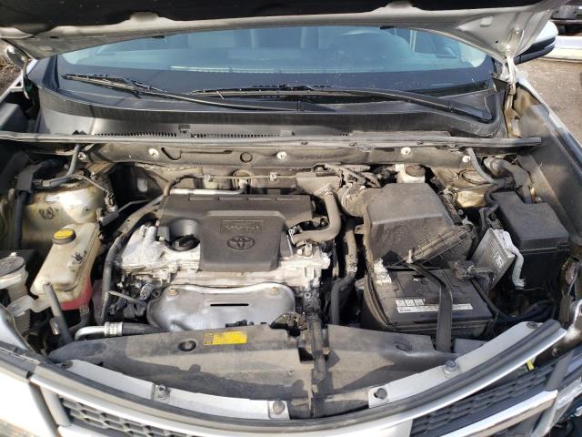 Photo 12 from auction – 2015 TOYOTA RAV4 LE with VIN 2T3ZFREV1FW215521