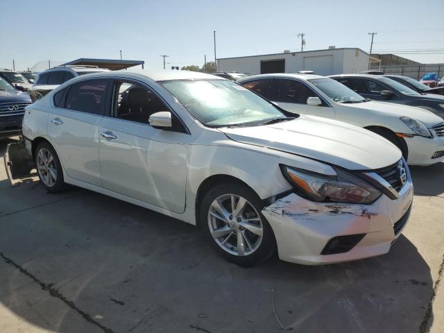 Photo 4 from auction – 2017 NISSAN ALTIMA 2.5 with VIN 1N4AL3AP4HC174551