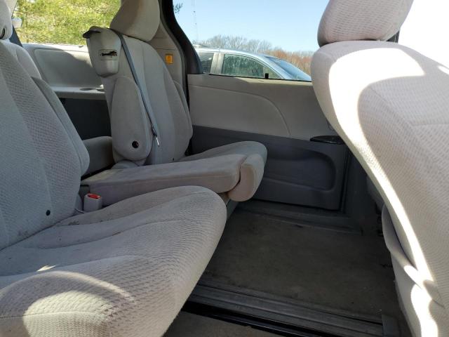 Photo 11 from auction – 2012 TOYOTA SIENNA with VIN 5TDKK3DC8CS192309