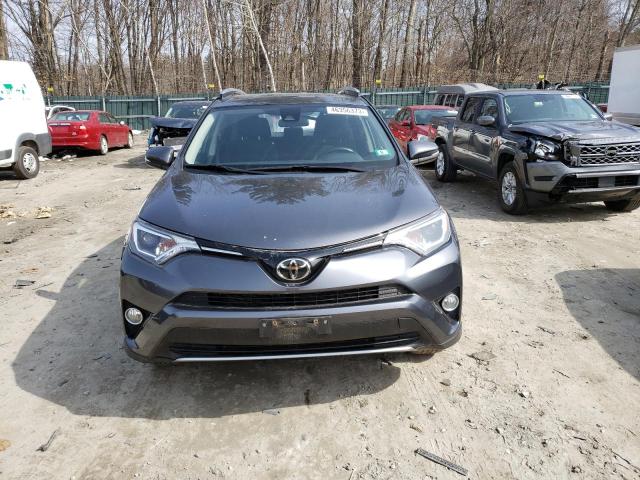 Photo 5 from auction – 2017 TOYOTA RAV4 XLE with VIN JTMRFREVXHD204940