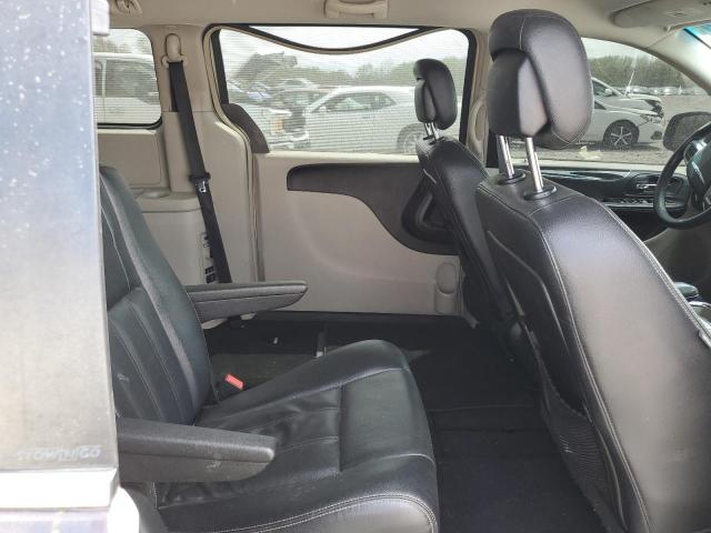 Photo 11 from auction – 2014 CHRYSLER TOWN & COU with VIN 2C4RC1BG3ER157629