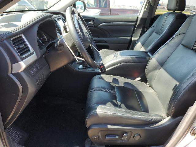Photo 7 from auction – 2018 TOYOTA HIGHLANDER with VIN 5TDKZRFH5JS526607