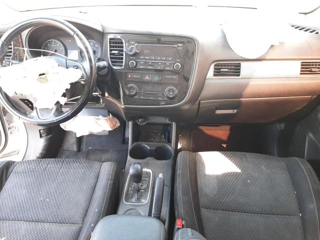 Photo 8 from auction – 2016 MITSUBISHI OUTLANDER with VIN JA4AD2A33GZ000250