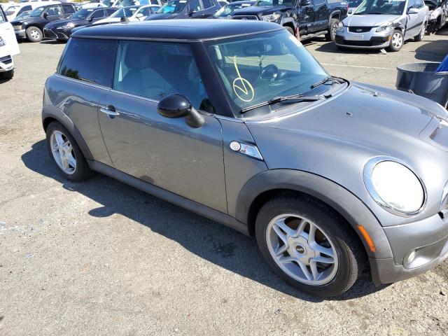 Photo 4 from auction – 2007 MINI COOPER S with VIN WMWMF73597TL91445